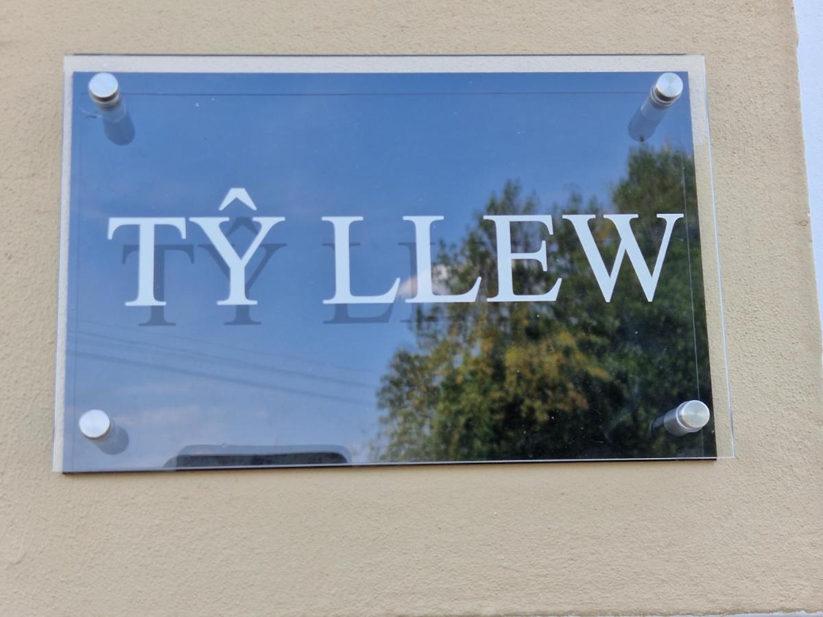 Ty Llew 호텔 Llandysilio 외부 사진
